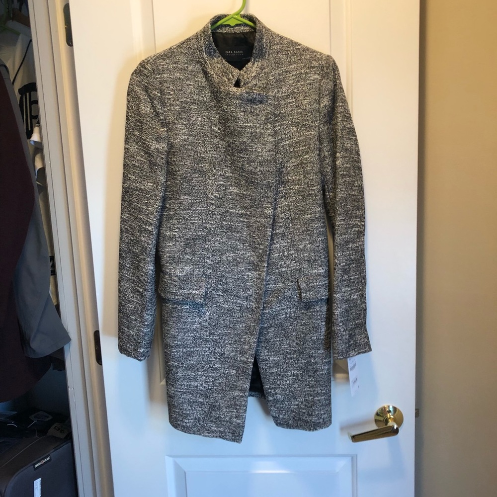 Zara Coat size Medium